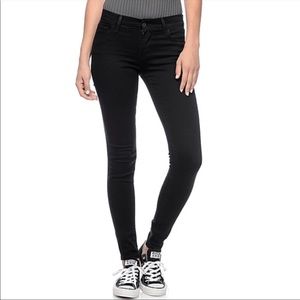 Levi’s 710 Super Skinny Jeans